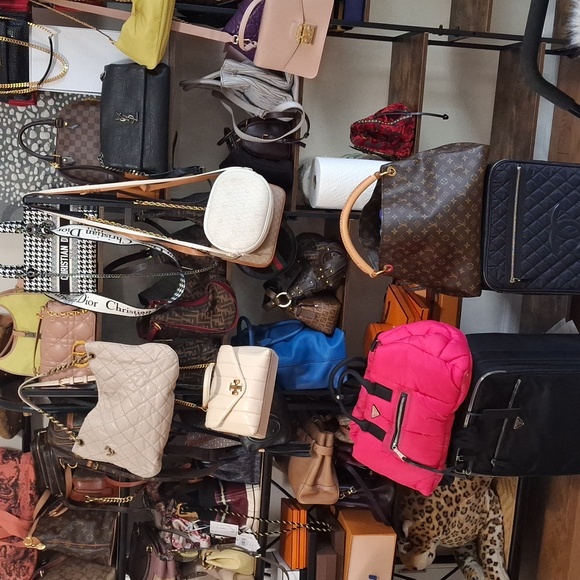 Like this item - Picture 3 of 5